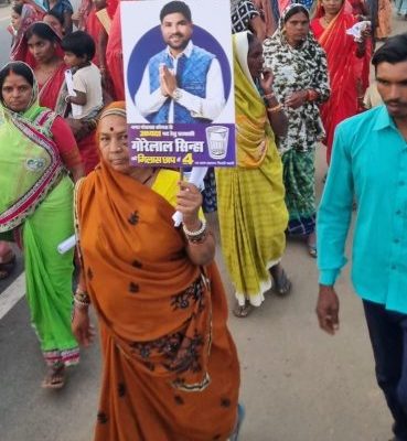 कोपरा नगर पंचायत चुनाव: जनसमर्थन की नई लहर, निर्दलीय गोरेलाल सिन्हा ने बदले समीकरण Kopra Nagar Panchayat Election: A new wave of public support, independent candidate Gorelal Sinha changes the equation