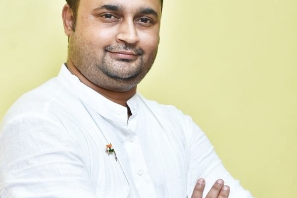 साय सरकार का आम बजट: नई बोतल में पुरानी शराब, जनता को सिर्फ निराशा – हरमेश चावड़ा