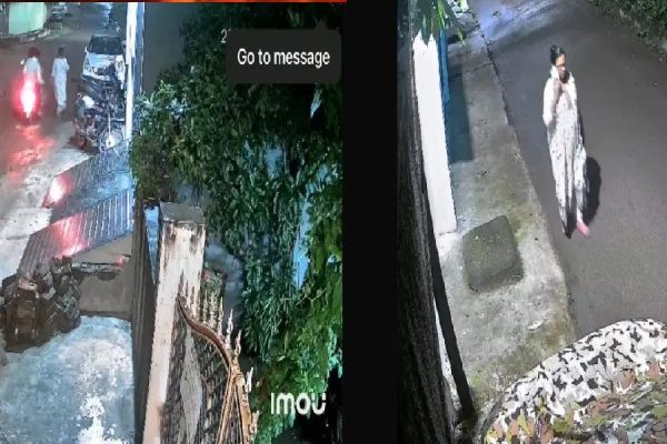 CG CRIME : रायपुर में एक्टिवा सवार बदमाशों ने महिला से छीना पर्स, CCTV में कैद हुई वारदात